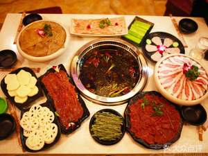 LuLu Bulk-style Hot Pot KTV