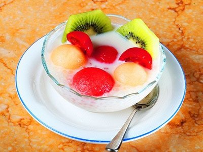 Xu Ri Cai Guan (Tianshan Shui Xie Hua Du Store)