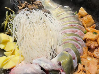 Li Lao Er Iron Pot Stewed Grilled BBQ (Caolizi Branch)