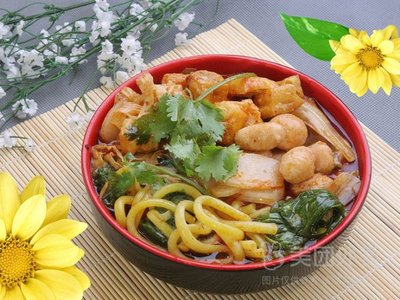 La Zhan Zhan Spicy Hot Pot · Qingzhen (Baijiu Factory Avenue Store)