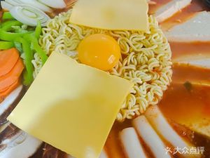 Hutong Korean Cuisine (Baohua Street Branch)