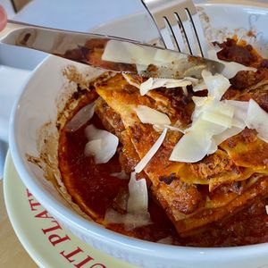 JOURNEY LECROBAG Frankfurt Restaurant