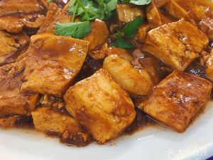 Northeast Feng Cuisine (Zhujiang 1st Street Branch)