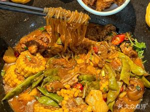 Jin Jilai Iron Pot Stew (Zhongjian Happiness City Branch)