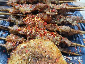 Xinjiang Specialty Restaurant (Donggu Branch)