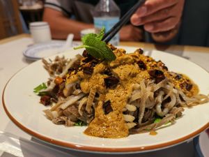 Han Chef Fish Head Pie with Local Seafood & Tianjin-Shandong Cuisine (Space City Branch)