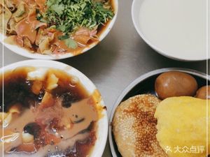 Ruiqingyuan Rice Noodles with Crispy Rice Cake (Kaijiangli Community Branch)
