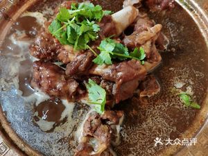 Wei Wei Lamb Spine Hot Pot