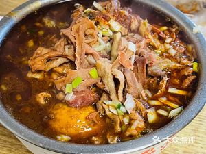 Four Treasure Beef Offal Noodles (Headquarters)