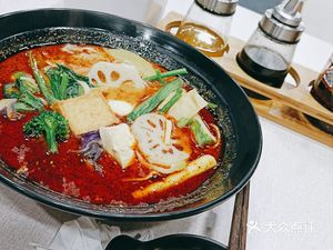 Xiaozhu Home Spicy Hot Pot (Houtai Store)
