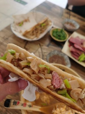 Donkey Meat Fire Cake (Fenghe Garden Branch)