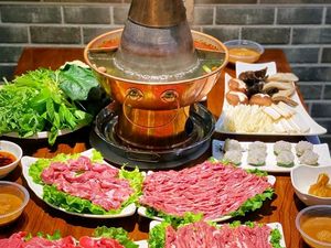 Xiaohu Yipin Hot Pot & Grill Fresh (Main Store)