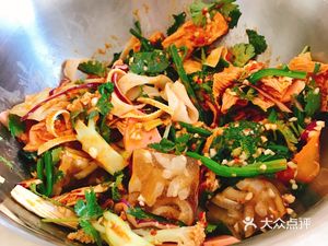 Old Lü's Pancake (Dongwu Road Market)