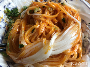 Old Tongguan Meat Buns (Third Avenue Store)