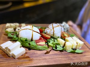 小蕃茄意大利餐厅(开发区时尚天街店)