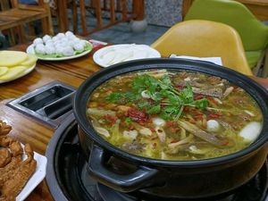 Yunnan Tianma Ham Chicken (Zhouxiang Branch)