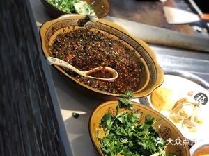 Mr. Duck Roast Duck Noodles (Cangshui Street Branch)