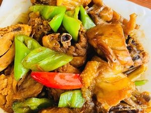 Tea-scented Farmhouse Courtyard