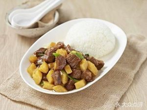 Guangdong Pork Trotter Rice Bowl (Nan Da Jie Branch)