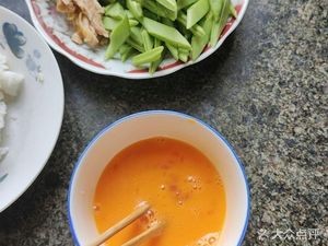 Giba Po Bone Soup Spicy Hot Pot (Fenghua Road Branch)
