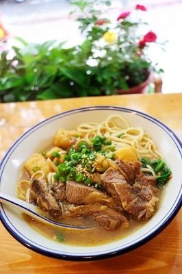 Lao Zhou's Beef Noodle Soup (Baizhang East Road Branch)