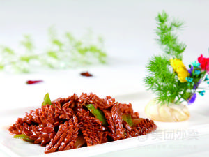 Old Northeast Clay Pot Dishes