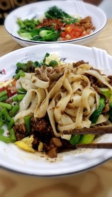 Ye Ji Shaanxi Big Bowl Noodles (Lantian Road Store)