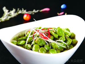 Zhou's Big Canteen (Huatai Food Street Store)