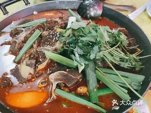 Chongqing Spicy Pork Trotter Niu Ge Niu Gu (Tiyu Lu Branch)