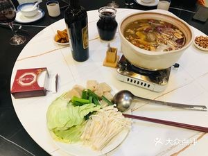 Zongqing Tianxia Youmi Pavilion Catering (Houjie Wanda Plaza Branch)