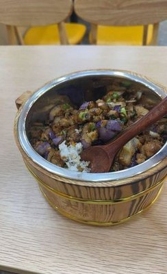 Huang Ma Ma Super Wooden Bucket Rice (Huai De Xin Sha Pu 392 Branch)