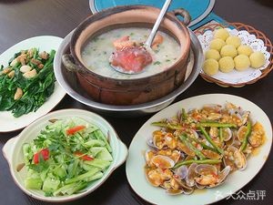 San Mao Chaozhou Clay Pot Rice (Zhangcun Branch)