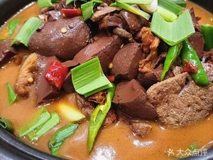 Xiangxi Black Wood Cliff Rural Cuisine