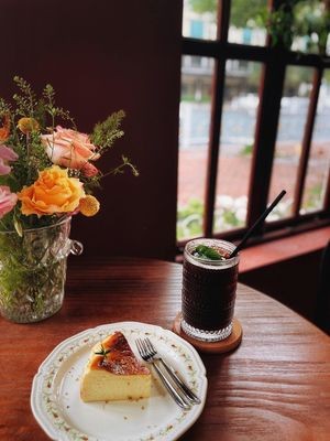 Jardin D'hiver Not a Flower Shop