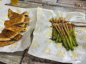 Xinjiang Brothers Lamb Skewers (Vanke Central Park Branch)