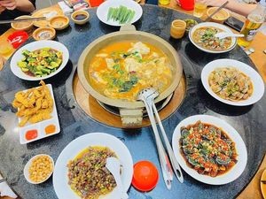 Liu Ye Stone Pot Fish (Changshun Street Store)