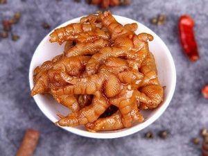 Xiaofenfen Snack Shop