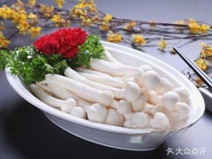 Shiwei Clay Pot Spicy Hot Pot Bone Soup