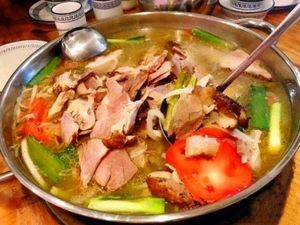 Yunnan Sour Pork Knuckle Hot Pot (Guanghui Road Branch)