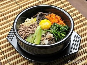 Han Food House (Korean-style Bibimbap)