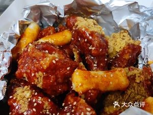 Three Seniors' Korean Fried Chicken (Dongzhan Branch)