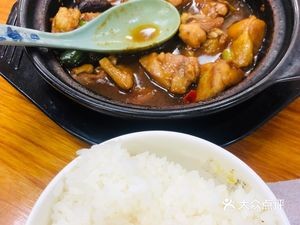 Yang Mingyu Huangfen Chicken Rice (Baida Chuncheng Branch)