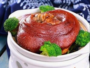 Xiao Wu Rice and Bone Soup (Tiancui Plaza Bay Flow Space Store)