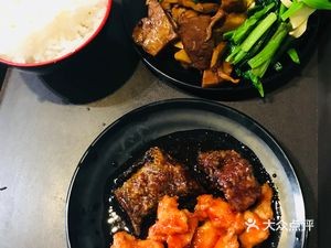 No Problem Fast Food (Mei Shi Tian Di Food Plaza Store)