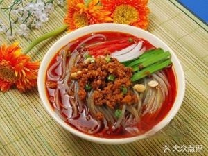 Ba Fang Sour and Spicy Noodles (Wen Lin Branch)