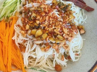 Below-stairs Meeting Noodle House (530 Building Branch)