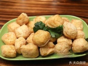 Yipin Xiang Stewed Chicken Rice (Jianzhu Road Branch)