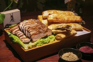 Luo Bu Yin Xiang · First Donkey in Xicheng (Sunshine 100 Branch)