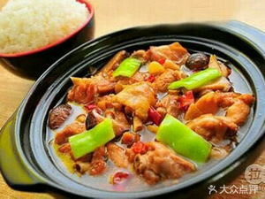 Rongfuju Braised Chicken Rice (Tianyi Street Store)