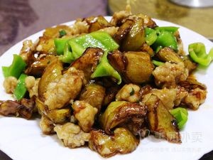 Beida Huang Lao Laotou Northeastern Cuisine (Shuian Jiayuan Branch)